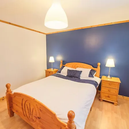 Casa vacanze 3 Bedroom With Hot Tub By Travel Lets Homes Mulroy Bay