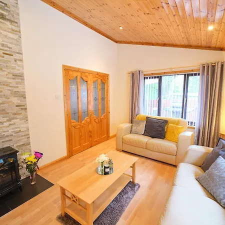 Casa vacanze 3 Bedroom With Hot Tub By Travel Lets Homes Mulroy Bay Kerrykeel